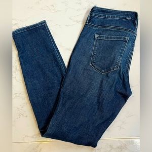 Athleta Sculptek Skinny dark wash jeans, size 2